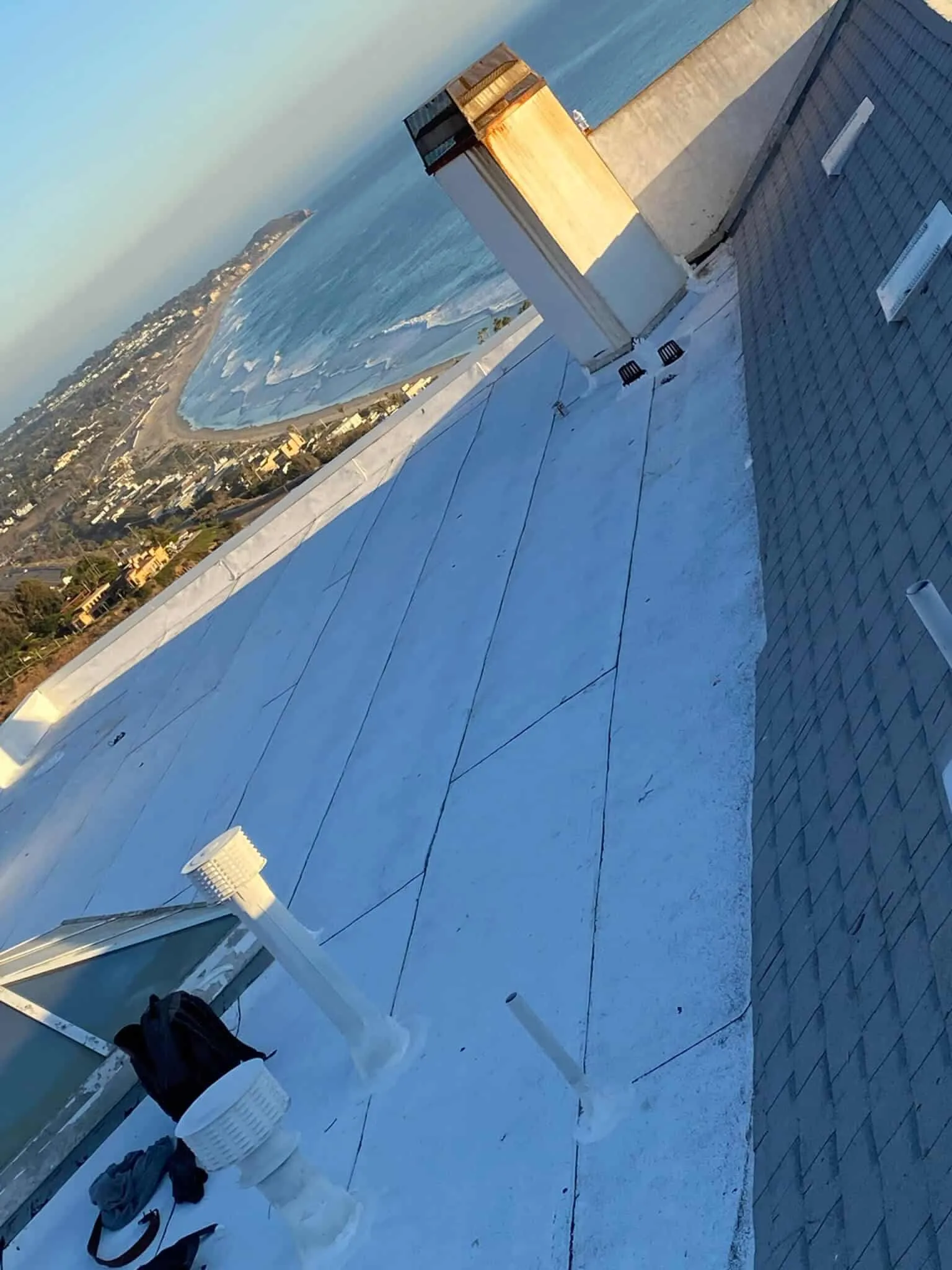 commercial roof repair company
